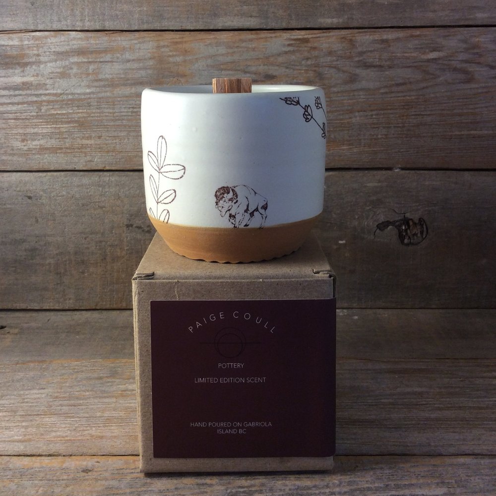 Black Bird Studios Pottery - Linnaea Cedar Wick Candles