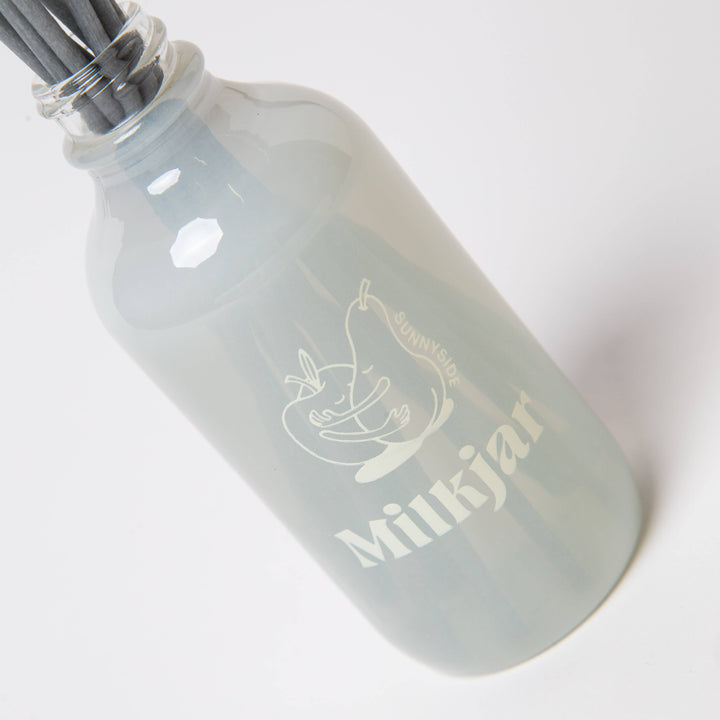 Milk Jar Candle Co. - Sunnyside - Pear & Nectarine 4oz Reed Diffuser