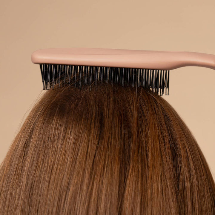 Kitsch - Scalp Renewal Brush in Terracotta